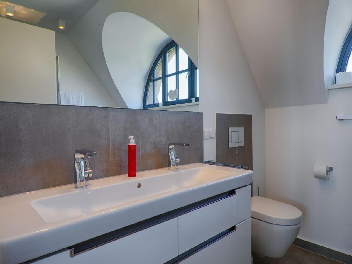 Reetland Am Meer - Luxus Reetdachvilla Mit 3 Schlafzimmern, Sauna Und Kamin F18 Dranske Ngoại thất bức ảnh